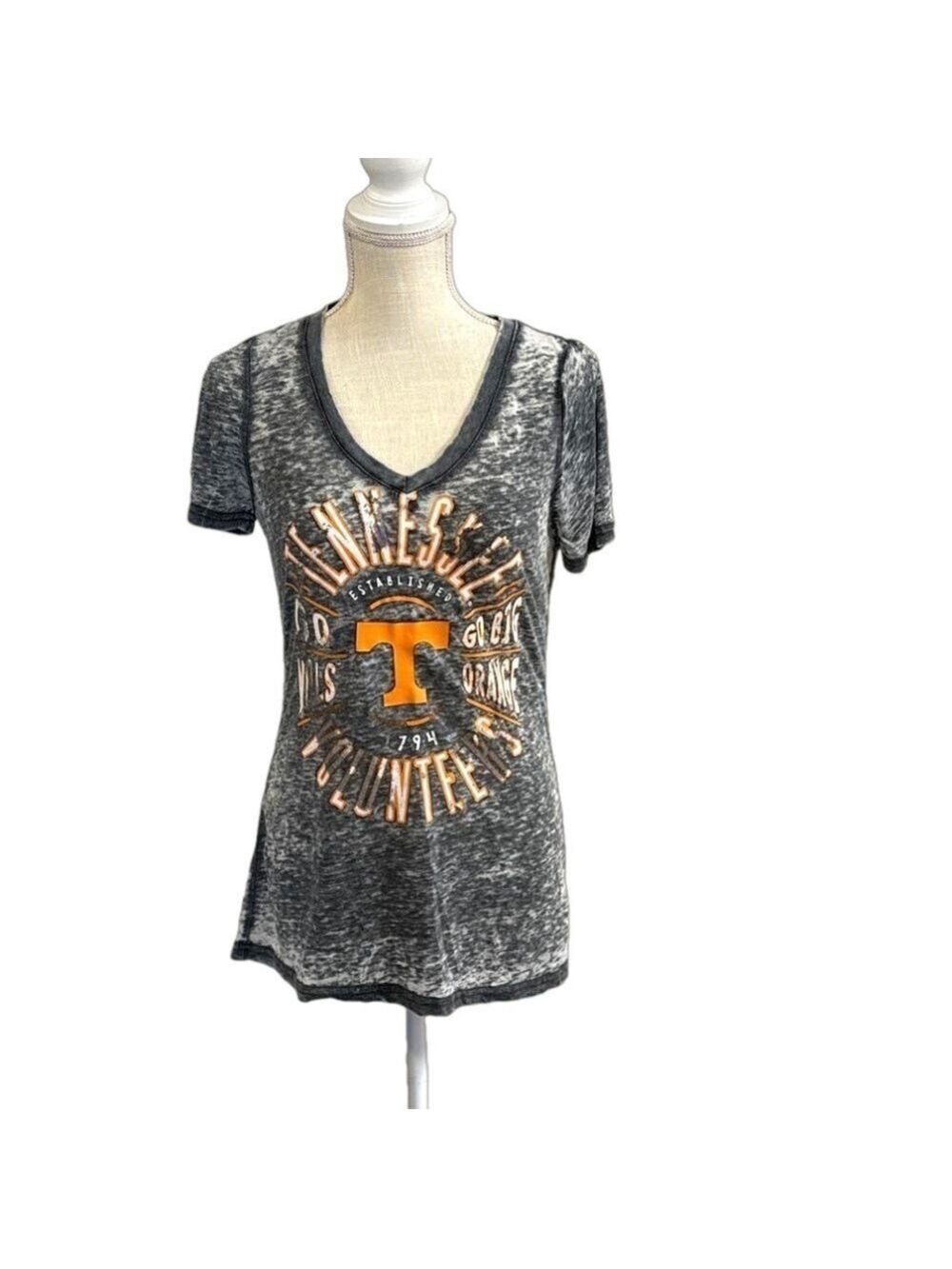 Creative Apparel Tennessee Volunteers Go Big Orange V-neck Tee. Size Medium